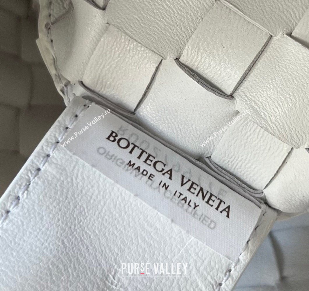 Bottega Veneta Medium Sardine Bag in Intrecciato Leather White 2023 754988 (WT-230908135)