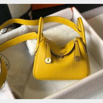 Hermes Lindy Mini Bag 19cm in Grainy Calfskin Amber Yellow 2023 (FL-230908015)