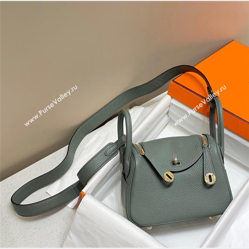 Hermes Lindy Mini Bag 19cm in Grainy Calfskin Almond Green 2023 (FL-230908017)