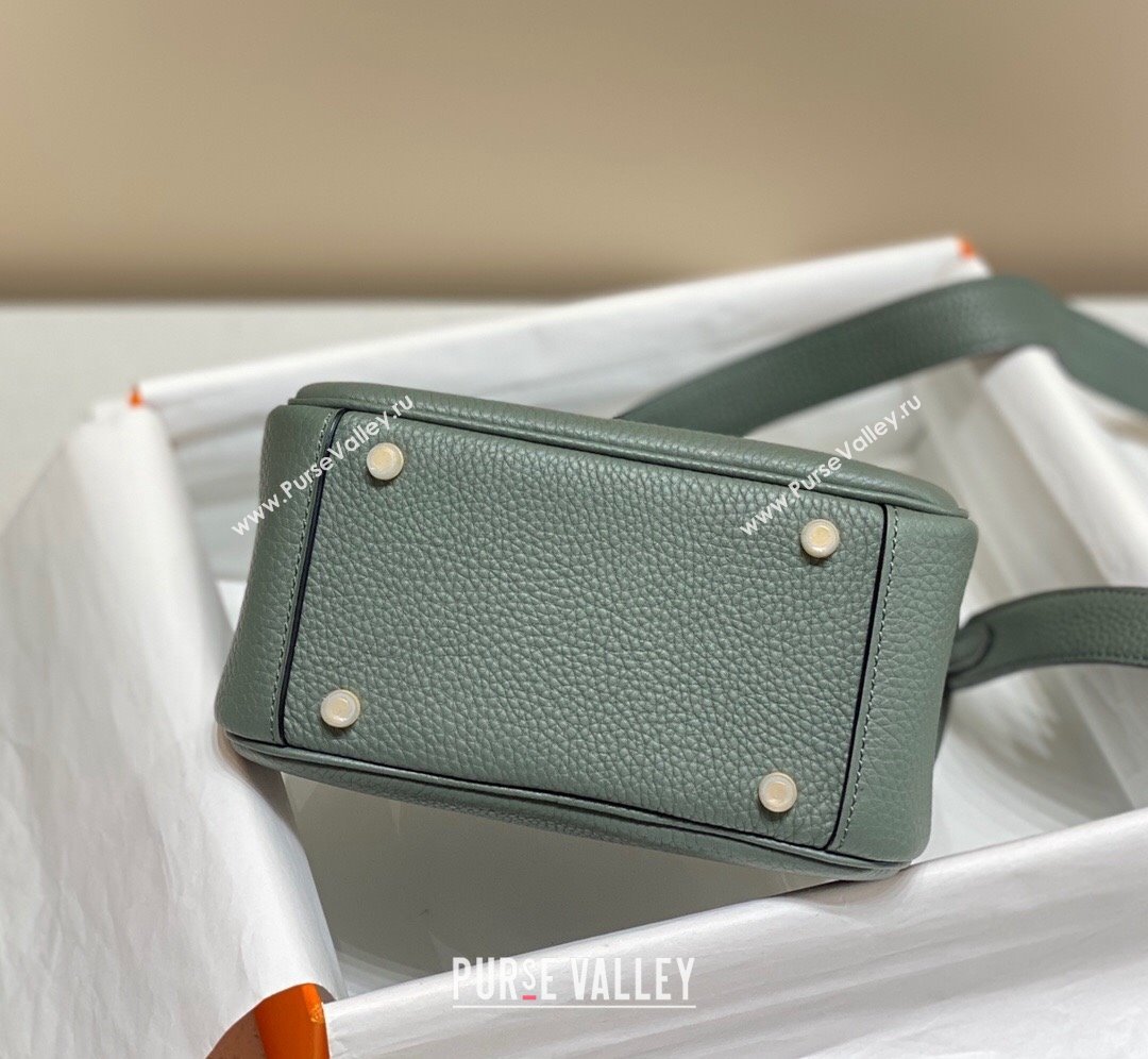 Hermes Lindy Mini Bag 19cm in Grainy Calfskin Almond Green 2023 (FL-230908017)