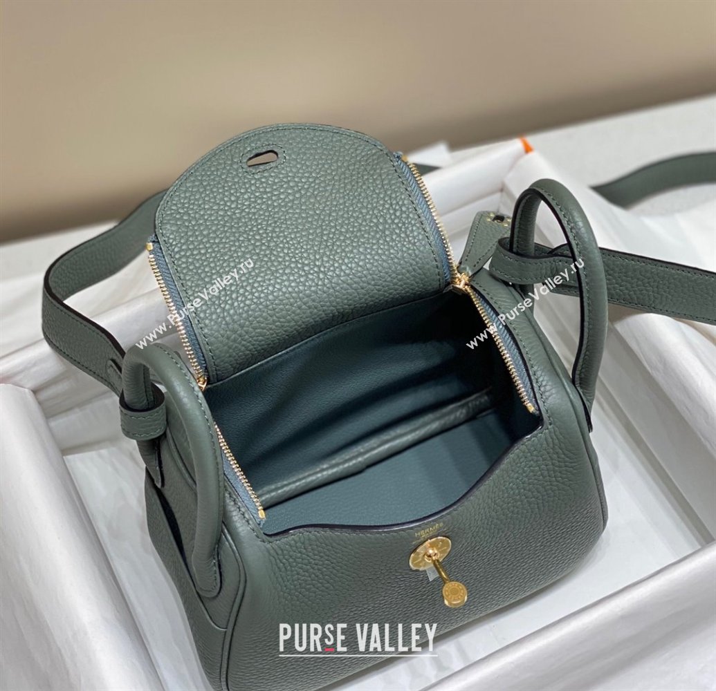 Hermes Lindy Mini Bag 19cm in Grainy Calfskin Almond Green 2023 (FL-230908017)