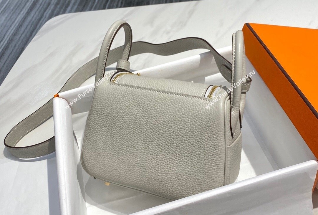 Hermes Lindy Mini Bag 19cm in Grainy Calfskin Pearly Grey 2023 (FL-230908020)