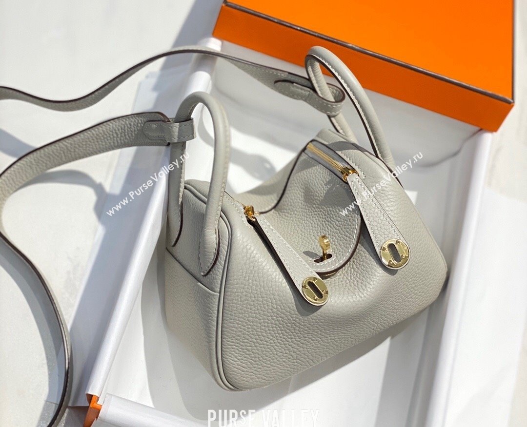 Hermes Lindy Mini Bag 19cm in Grainy Calfskin Pearly Grey 2023 (FL-230908020)