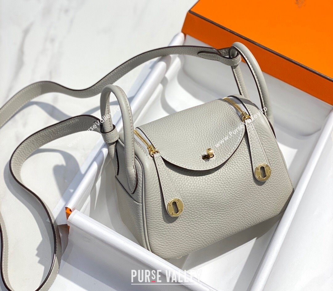 Hermes Lindy Mini Bag 19cm in Grainy Calfskin Pearly Grey 2023 (FL-230908020)