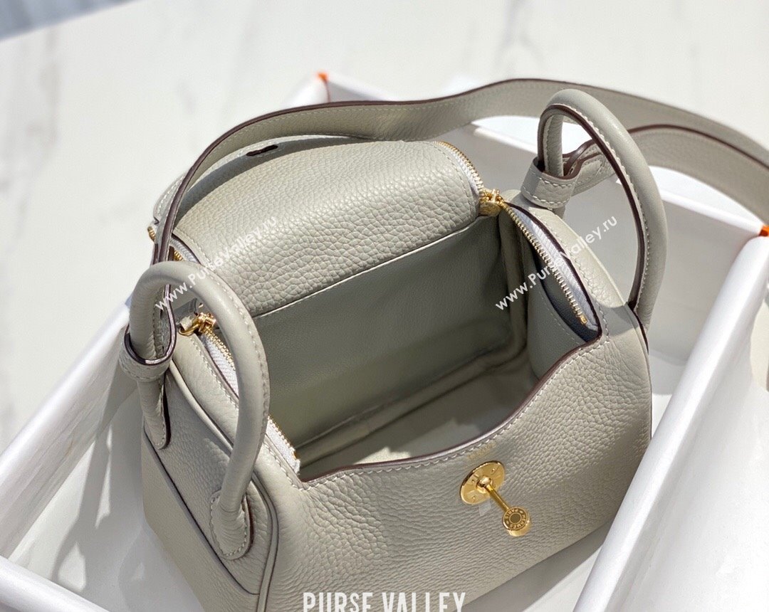 Hermes Lindy Mini Bag 19cm in Grainy Calfskin Pearly Grey 2023 (FL-230908020)