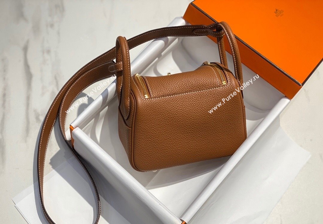 Hermes Lindy Mini Bag 19cm in Grainy Calfskin Golden Brown 2023 (FL-230908021)