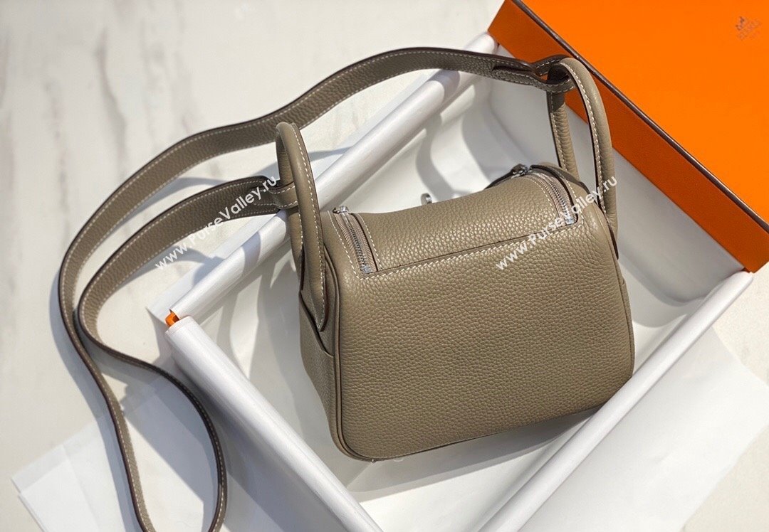 Hermes Lindy Mini Bag 19cm in Grainy Calfskin Dove Grey/Silver 2023 (FL-230908028)