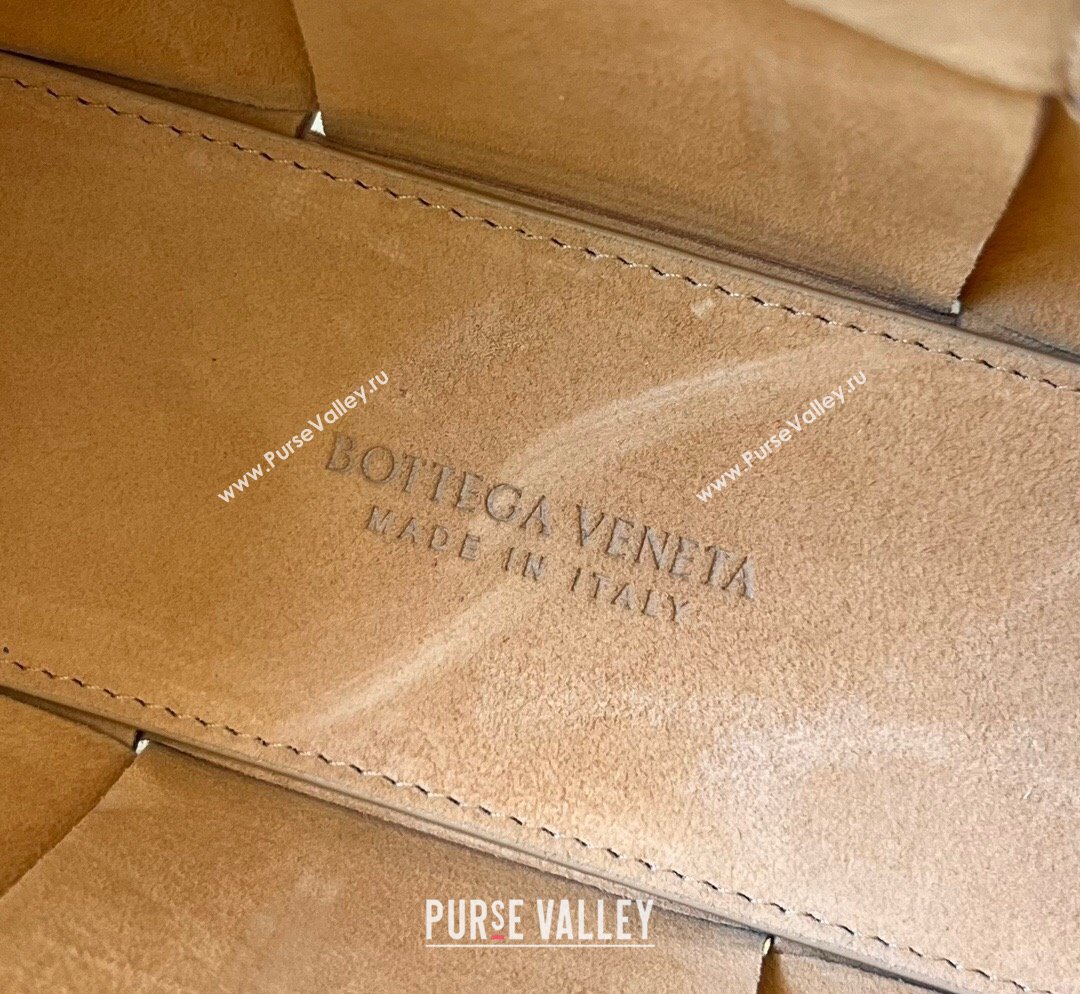 Bottega Veneta Candy Arco Tote Bag in Intreccio Lambskin Almond Pink 2023 729029 (MS-231023096)