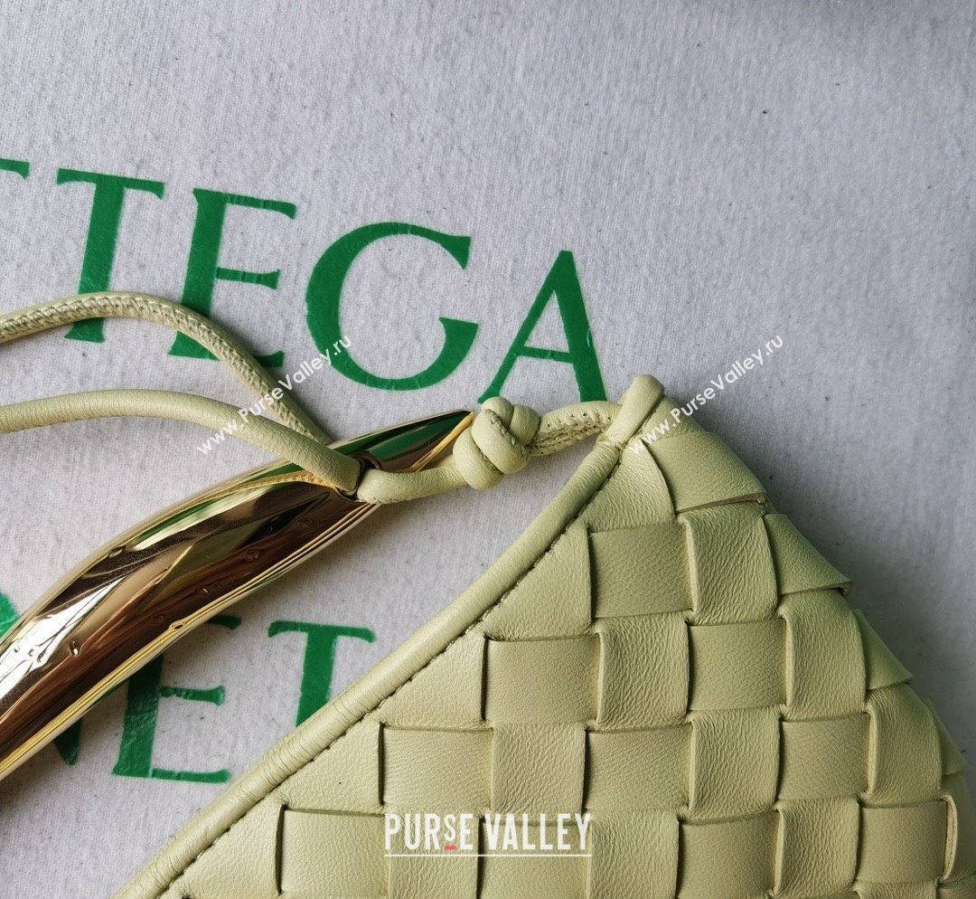 Bottega Veneta Mini Sardine Bag in Intrecciato Leather Ice Cream Yellow 2023 744267 (WT-231023104)