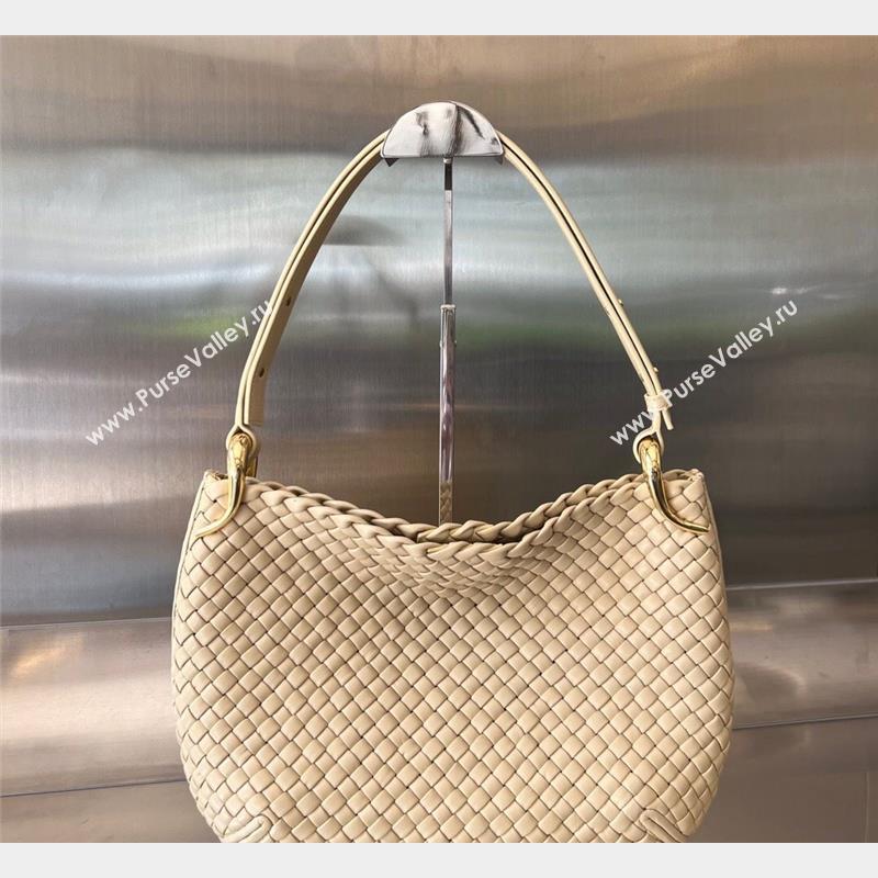 Bottega Veneta Medium Clicker Shoulder Bag in Padded Intreccio Leather Porridge Beige 2023 730969 (WT-231023110)