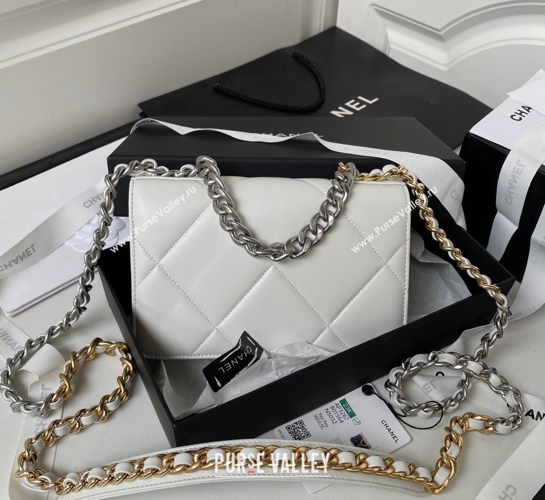 Chanel 19 Shiny Lambskin Wallet on Chain WOC AP3267 White Silver 2023 (yezi-231020006)