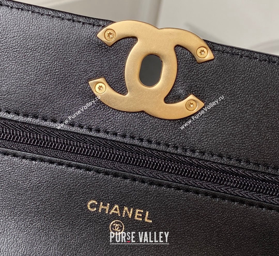 Chanel 19 Shiny Lambskin Wallet on Chain WOC AP3267 Black Gold 2023 (yezi-231020007)