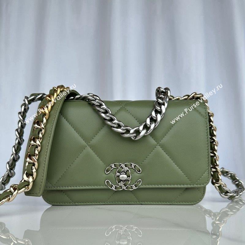 Chanel 19 Shiny Lambskin Wallet on Chain WOC AP3267 Green 2023 (yezi-231020010)