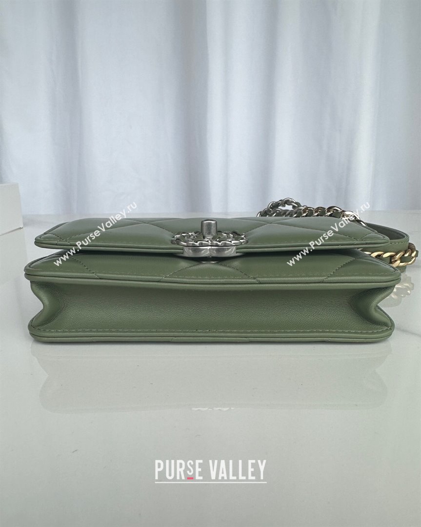 Chanel 19 Shiny Lambskin Wallet on Chain WOC AP3267 Green 2023 (yezi-231020010)