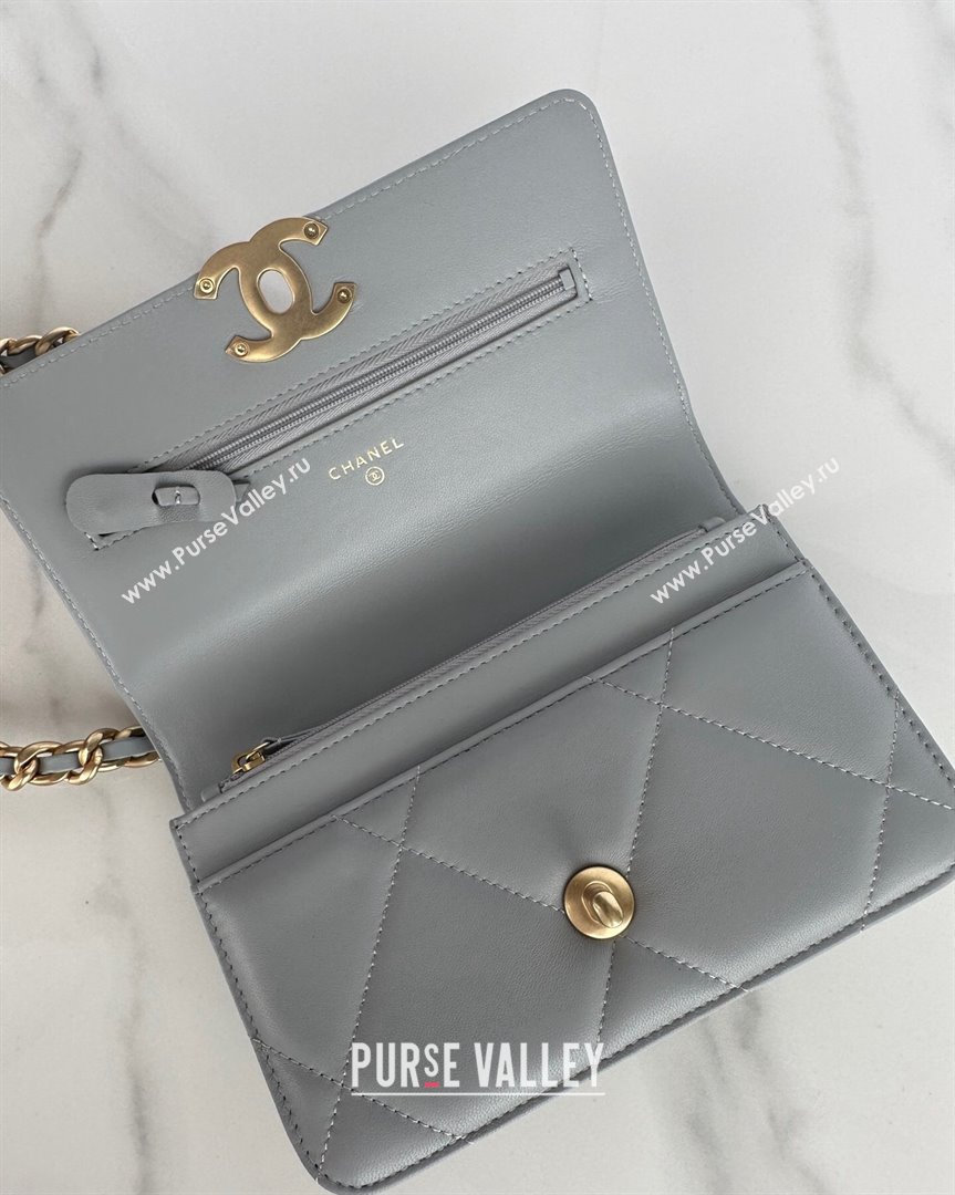 Chanel 19 Shiny Lambskin Wallet on Chain WOC AP3267 Grey 2023 (yezi-231020011)