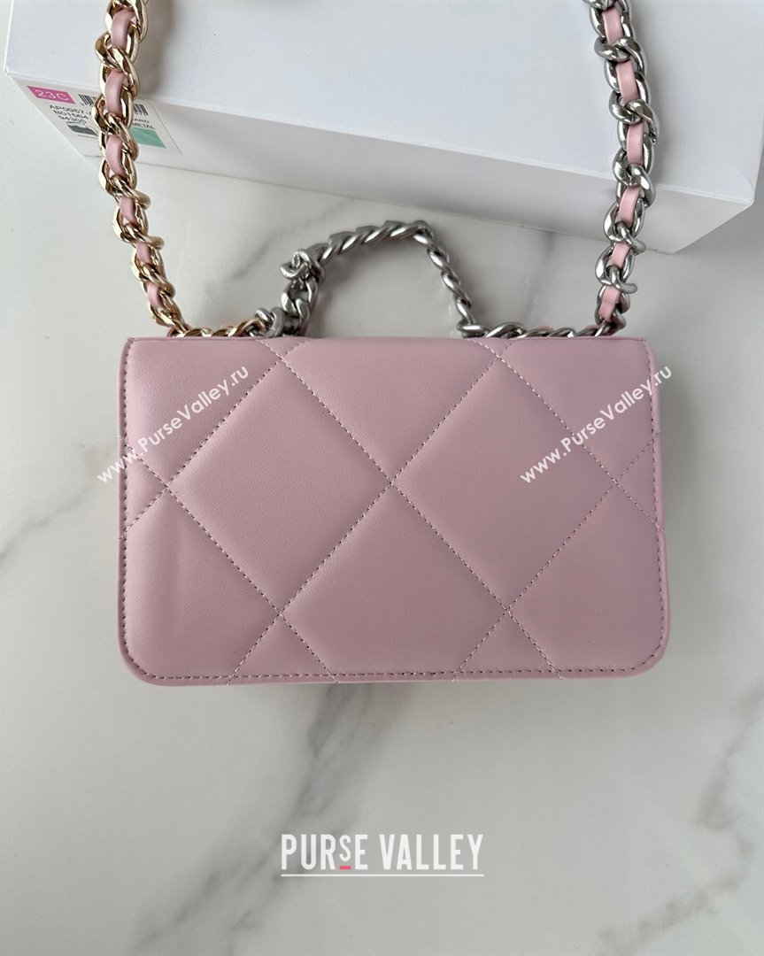 Chanel 19 Shiny Lambskin Wallet on Chain WOC AP3267 Light Pink 2023 (yezi-231020012)