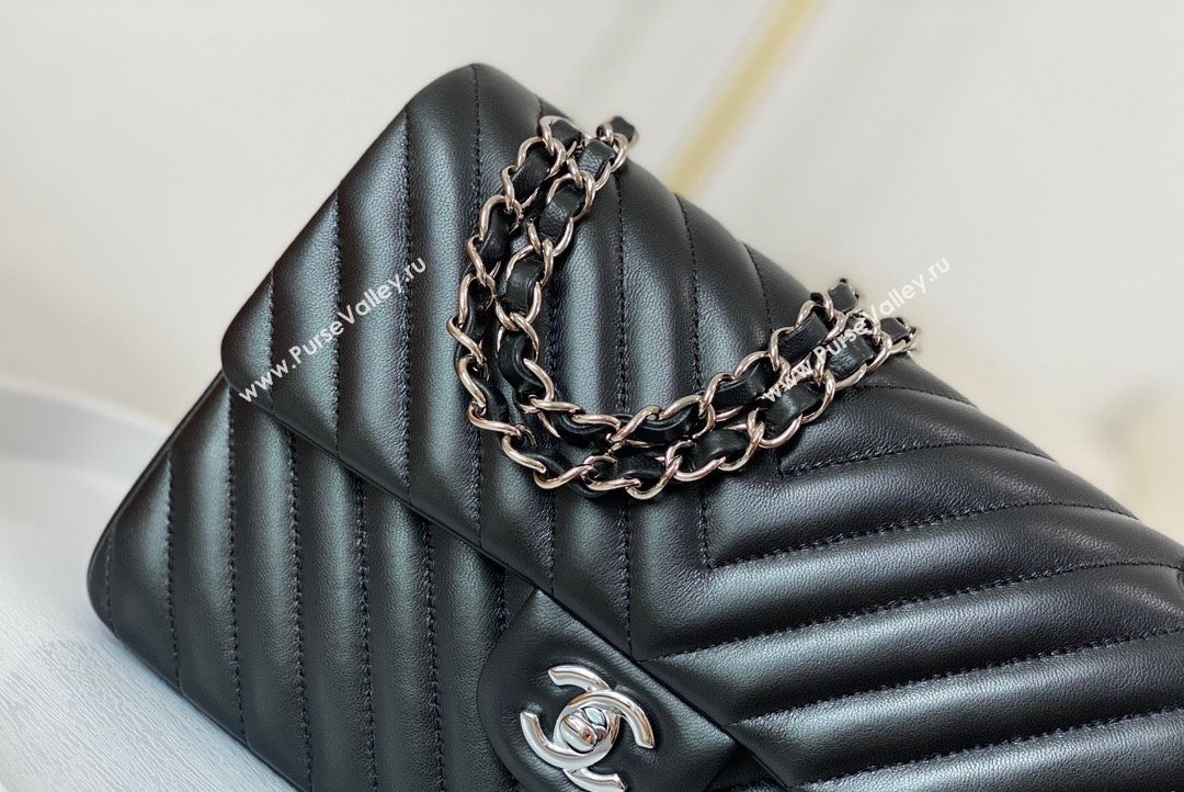 Chanel Chevron Lambskin Medium Classic Flap Bag Black Silver 2023 A01112 1020 (SM-231020082)