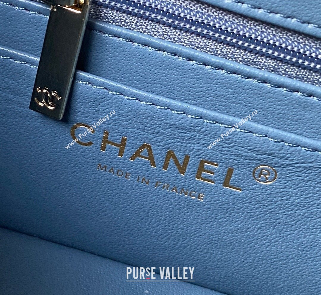 Chanel Quilted Shiny Calfskin Box Bag AS4471 Light Blue 2023 (yezi-231020024)