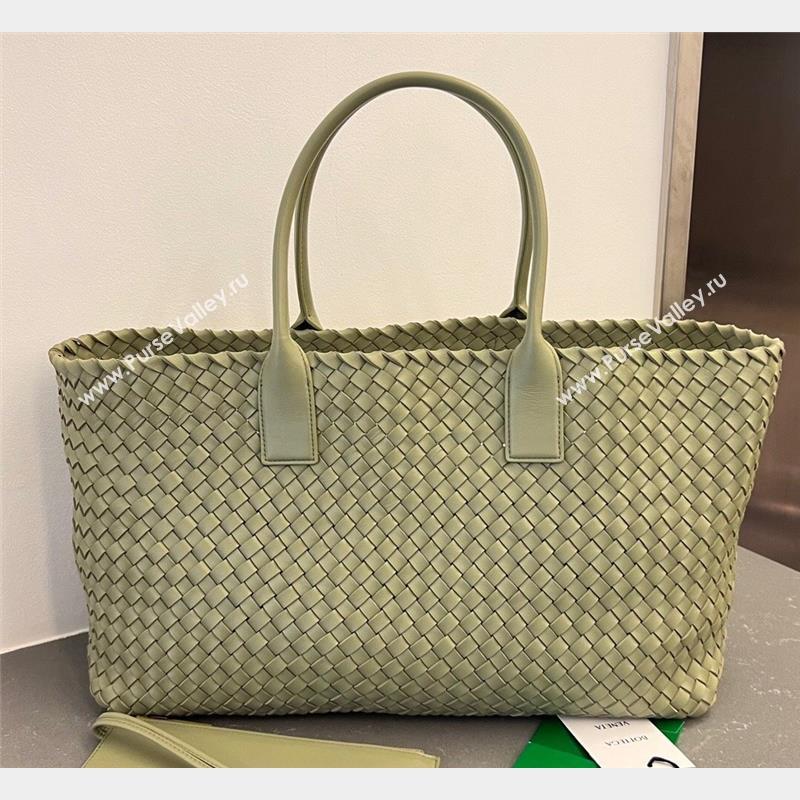 Bottega Veneta Large Cabat Tote Bag in Intreccio Leather Travetine Green 2023 608811 (WT-231023077)