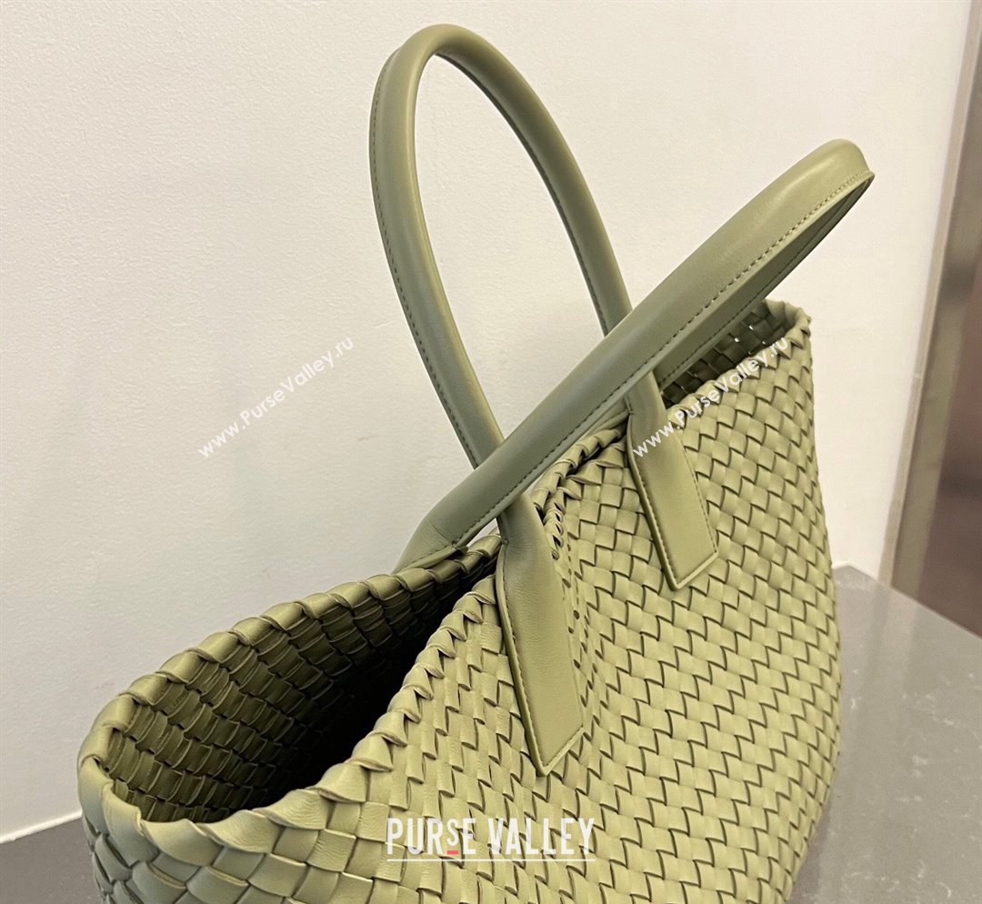 Bottega Veneta Large Cabat Tote Bag in Intreccio Leather Travetine Green 2023 608811 (WT-231023077)