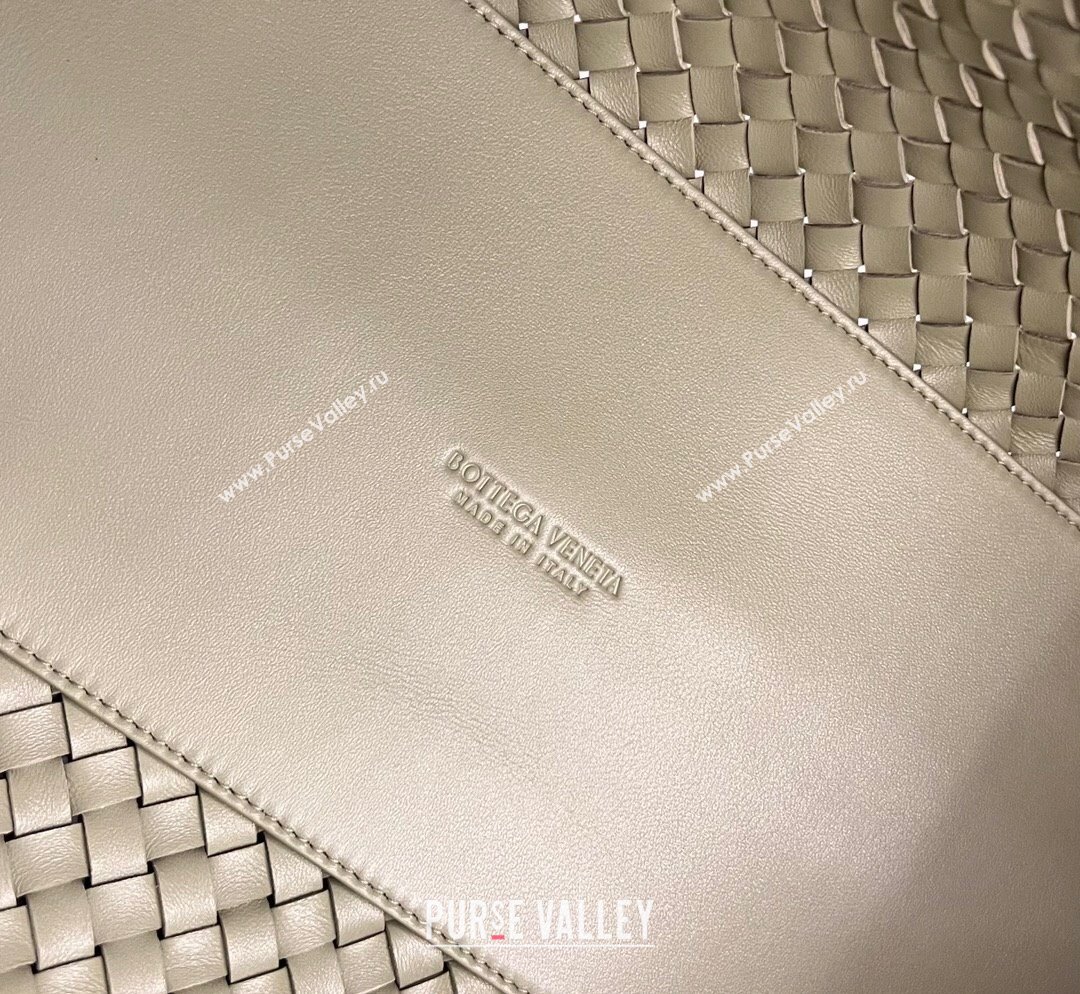 Bottega Veneta Large Cabat Tote Bag in Intreccio Leather Travetine Green 2023 608811 (WT-231023077)