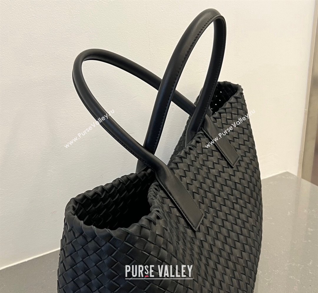 Bottega Veneta Large Cabat Tote Bag in Intreccio Leather Black 2023 608811 (WT-231023079)