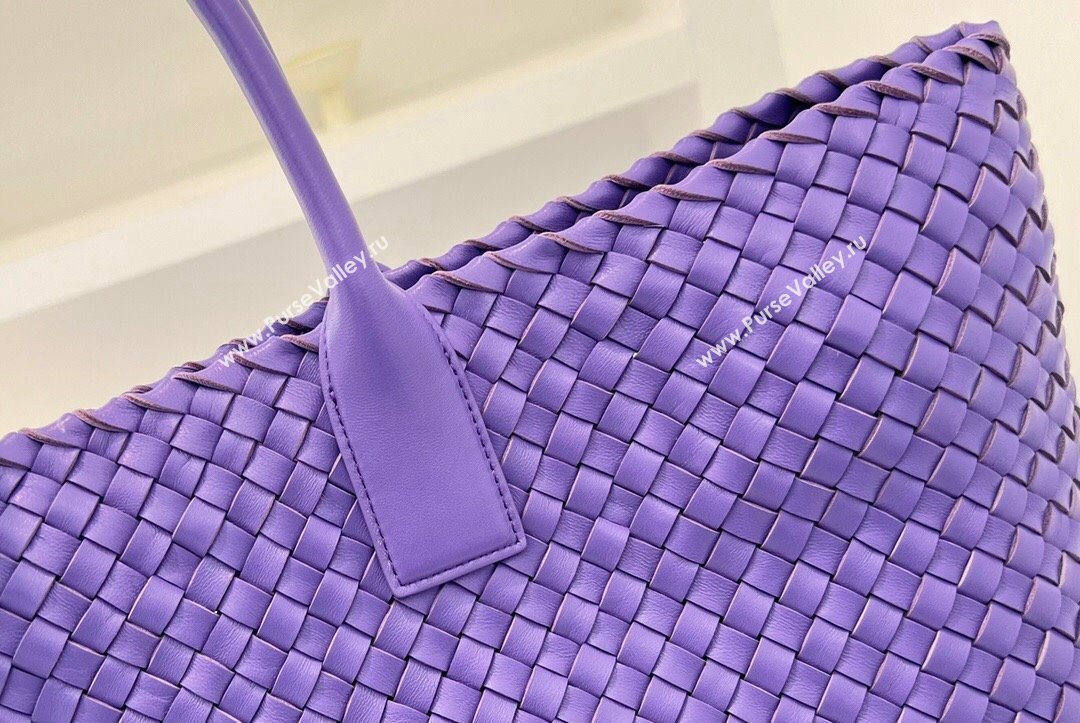 Bottega Veneta Large Cabat Tote Bag in Intreccio Leather Purple 2023 608811 (WT-231023081)