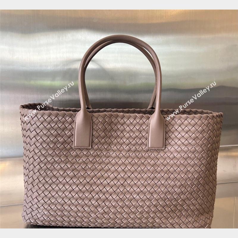 Bottega Veneta Large Cabat Tote Bag in Intreccio Leather Khaki 2023 608811 (WT-231023089)