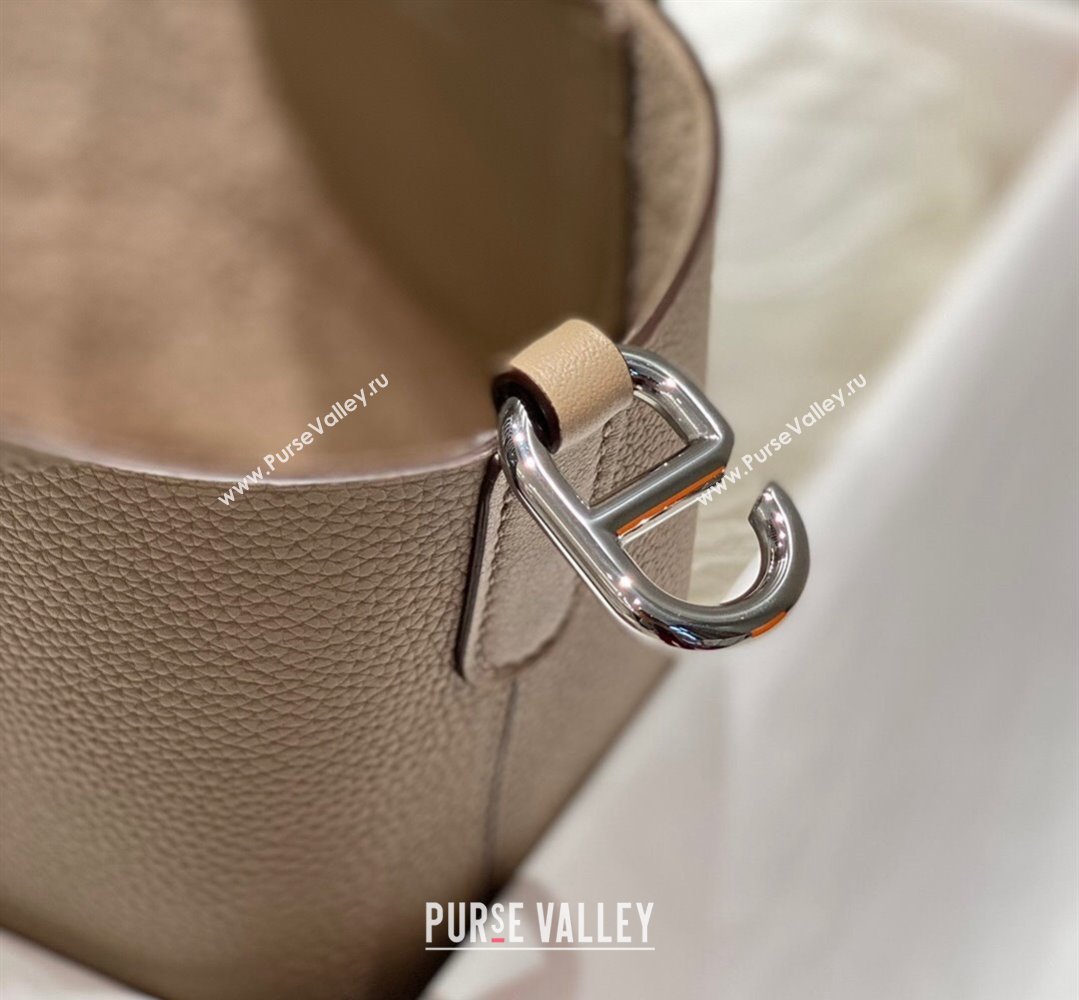 Hermes In-The-Loop Mini Bag 18cm in Original Calf Leather Dove Grey 2023 (FL-231101045)