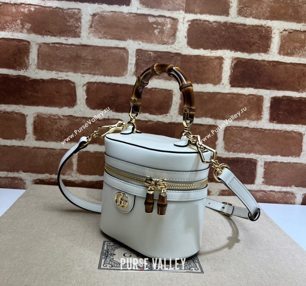 Gucci Mini Bamboo Leather Shoulder Bag 760200 White 2023 (DLH-231101085)