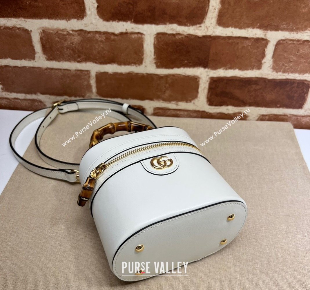 Gucci Mini Bamboo Leather Shoulder Bag 760200 White 2023 (DLH-231101085)