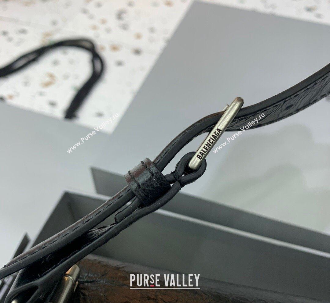 Balenciaga Crush Medium Sling Bag in calfskin and aged-silver hardware 2023 (JM-231102027)