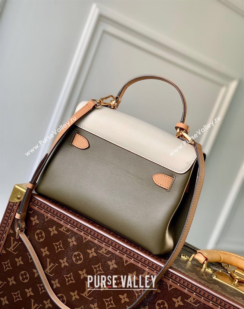 Louis Vuitton Lockme Ever BB Bag in Soft Grained Calfskin M20797 Green 2023 (KI-231031049)