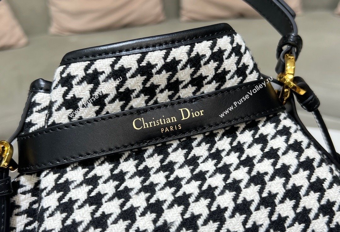 Dior Medium CEST Bucket Bag in Black and White Houndstooth Embroidery 2023 2271 (BF-231115012)