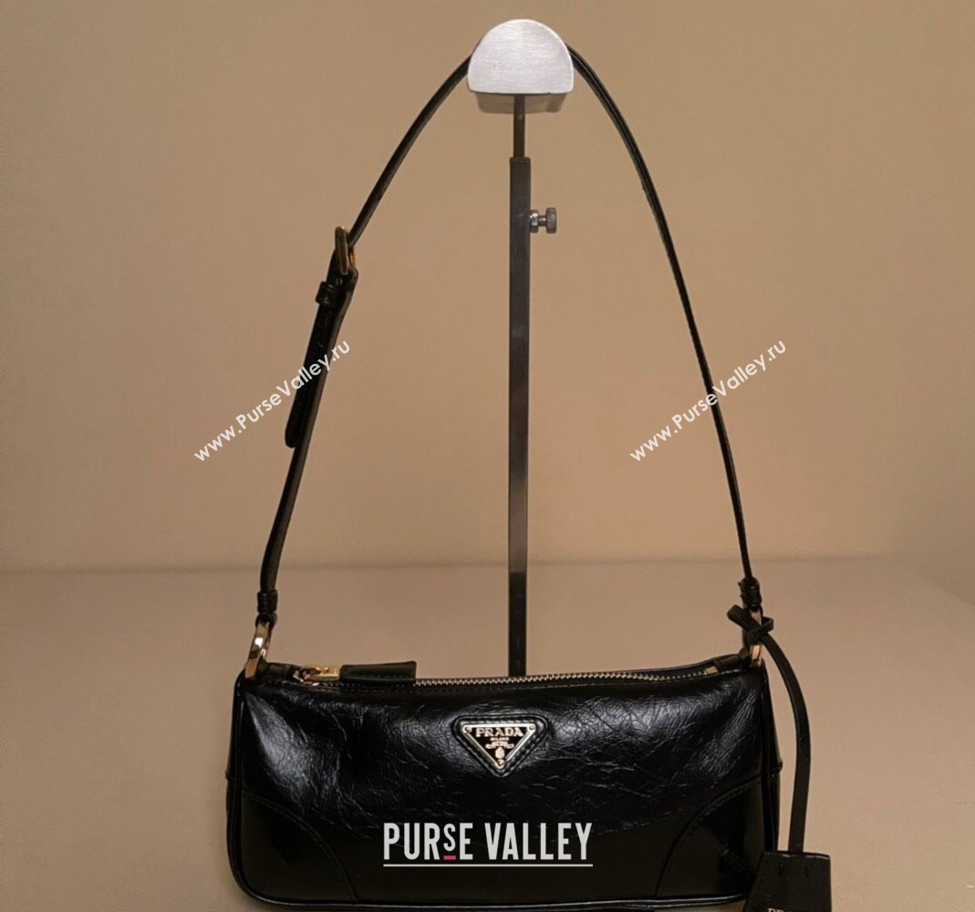 Prada Re-Edition 2002 small crinkled leather shoulder bag Black 2023 1BC201 (YZ-231115058)