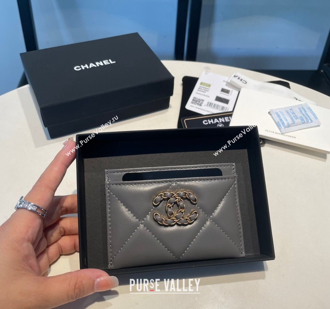 Chanel 19 Shiny Lambskin Card Holder Dark Grey 2023 AP0941 (yezi-231111021)