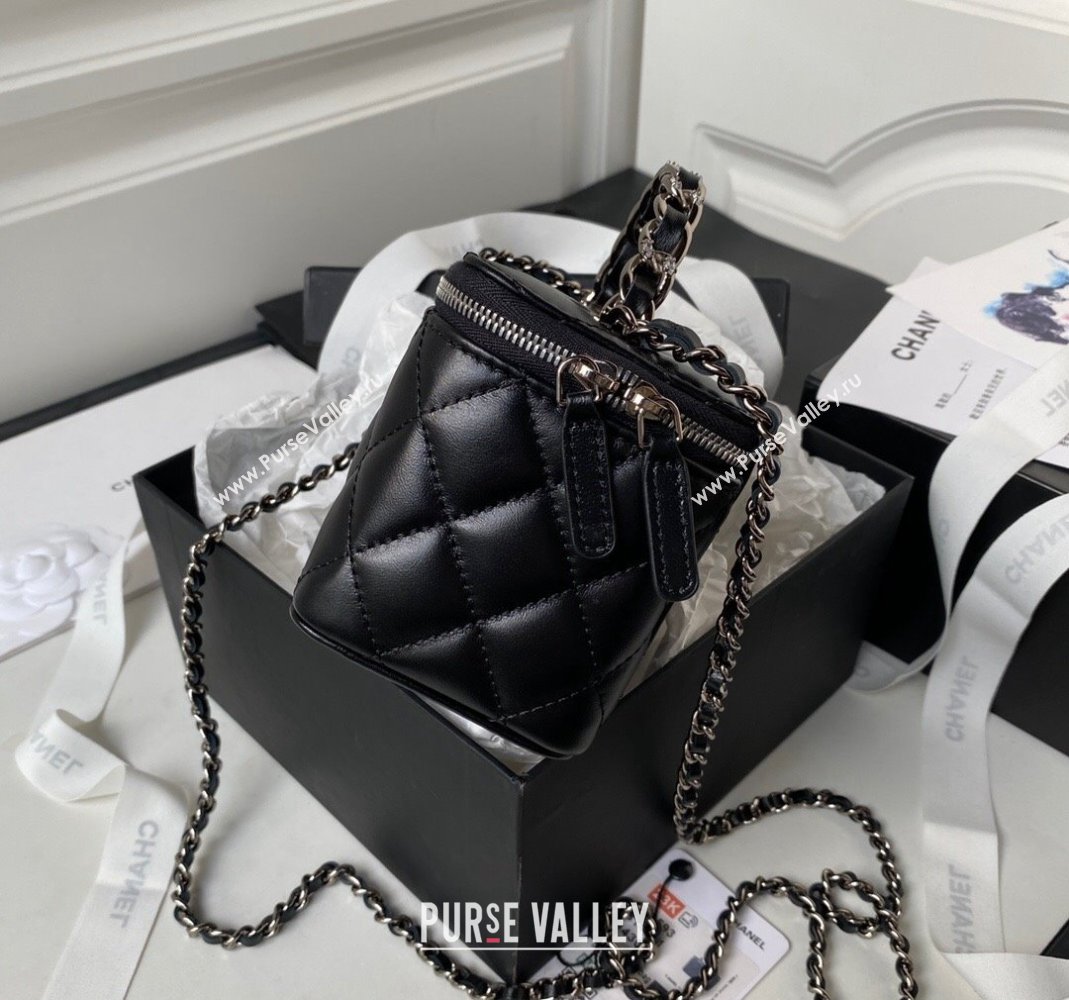 Chanel Shiny Crumpled Calfskin Clutch with Chain AP3593 Black 2023 (yezi-231111058)