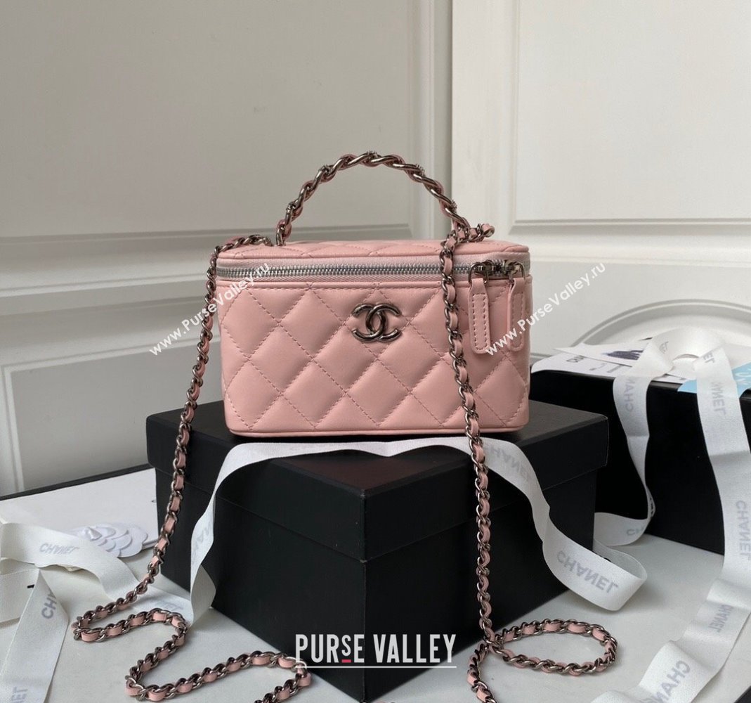 Chanel Shiny Crumpled Calfskin Clutch with Chain AP3593 Light Pink 2023 (yezi-231111059)