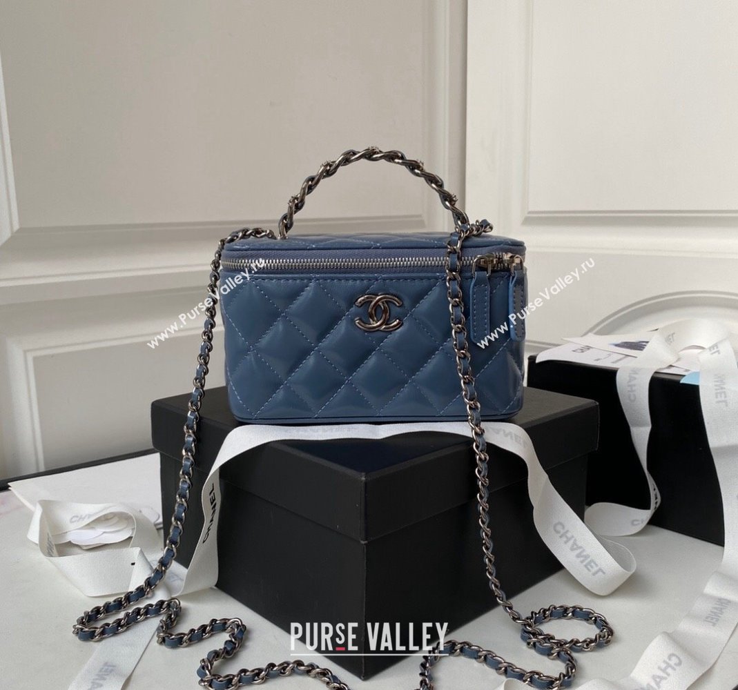 Chanel Shiny Crumpled Calfskin Clutch with Chain AP3593 Dark Blue 2023 (yezi-231111060)