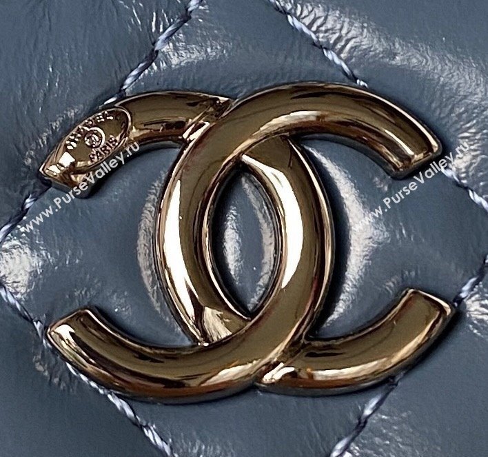 Chanel Shiny Crumpled Calfskin Clutch with Chain AP3593 Dark Blue 2023 (yezi-231111060)