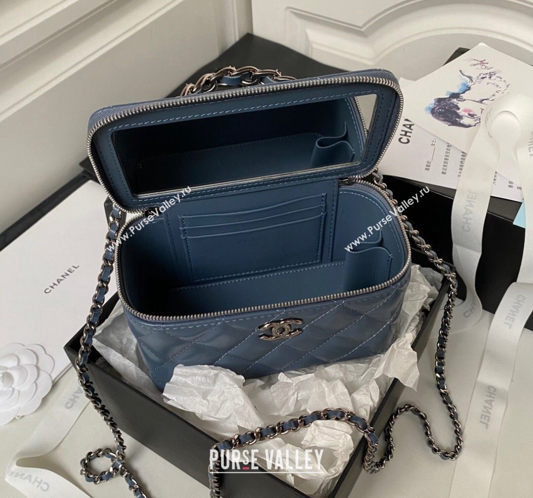 Chanel Shiny Crumpled Calfskin Clutch with Chain AP3593 Dark Blue 2023 (yezi-231111060)