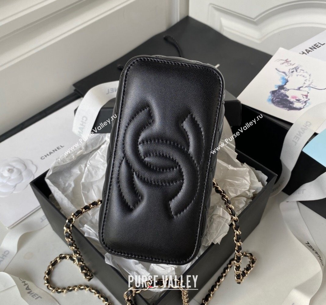 Chanel Lambskin Clutch with Chain and CC Top handle Black 2023 AP2199 (sm-231111078)