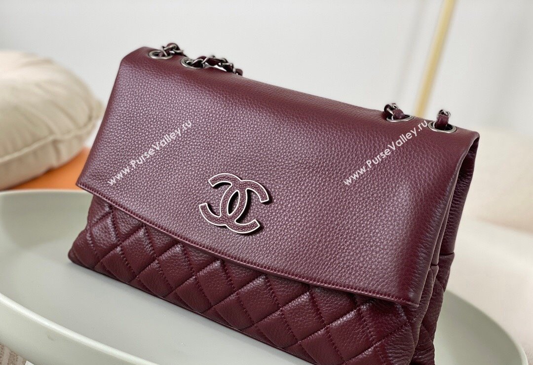 Chanel Classic Calfskin Flap Bag Burgundy 2023 A07095 (sm-231111075)