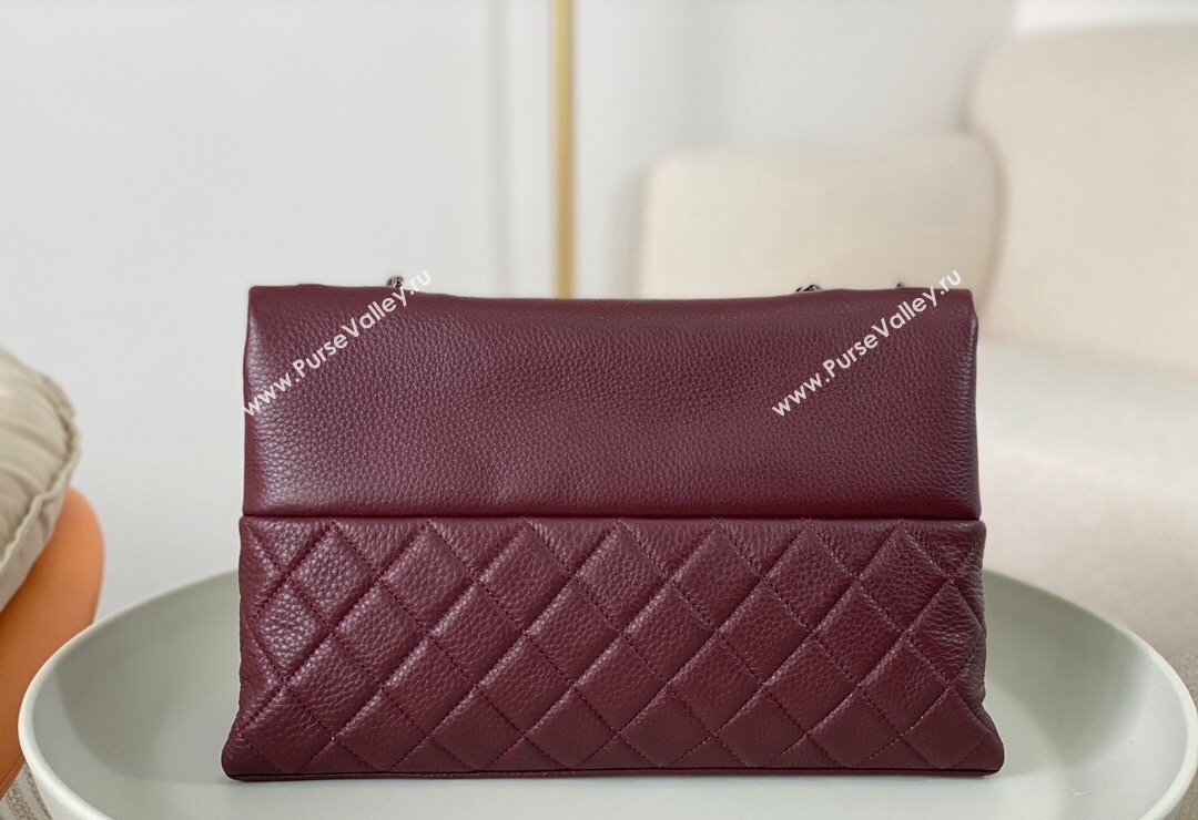 Chanel Classic Calfskin Flap Bag Burgundy 2023 A07095 (sm-231111075)