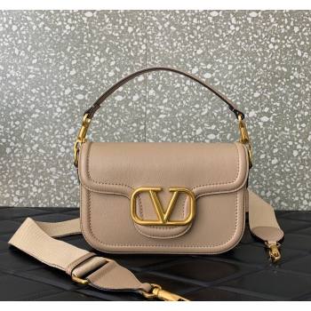 Valentino Alltime Shoulder bag in Grainy Calfskin Rose Beige 2023 VLTN0322 (LN-231129076)