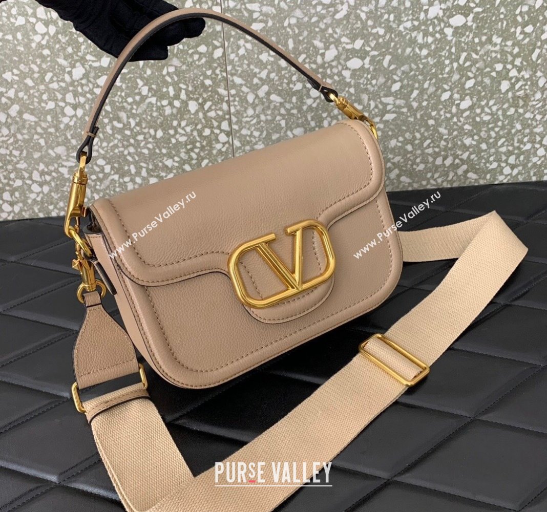 Valentino Alltime Shoulder bag in Grainy Calfskin Rose Beige 2023 VLTN0322 (LN-231129076)