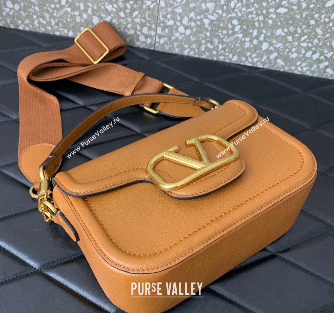 Valentino Alltime Shoulder bag in Grainy Calfskin Yellow 2023 VLTN0322 (LN-231129077)