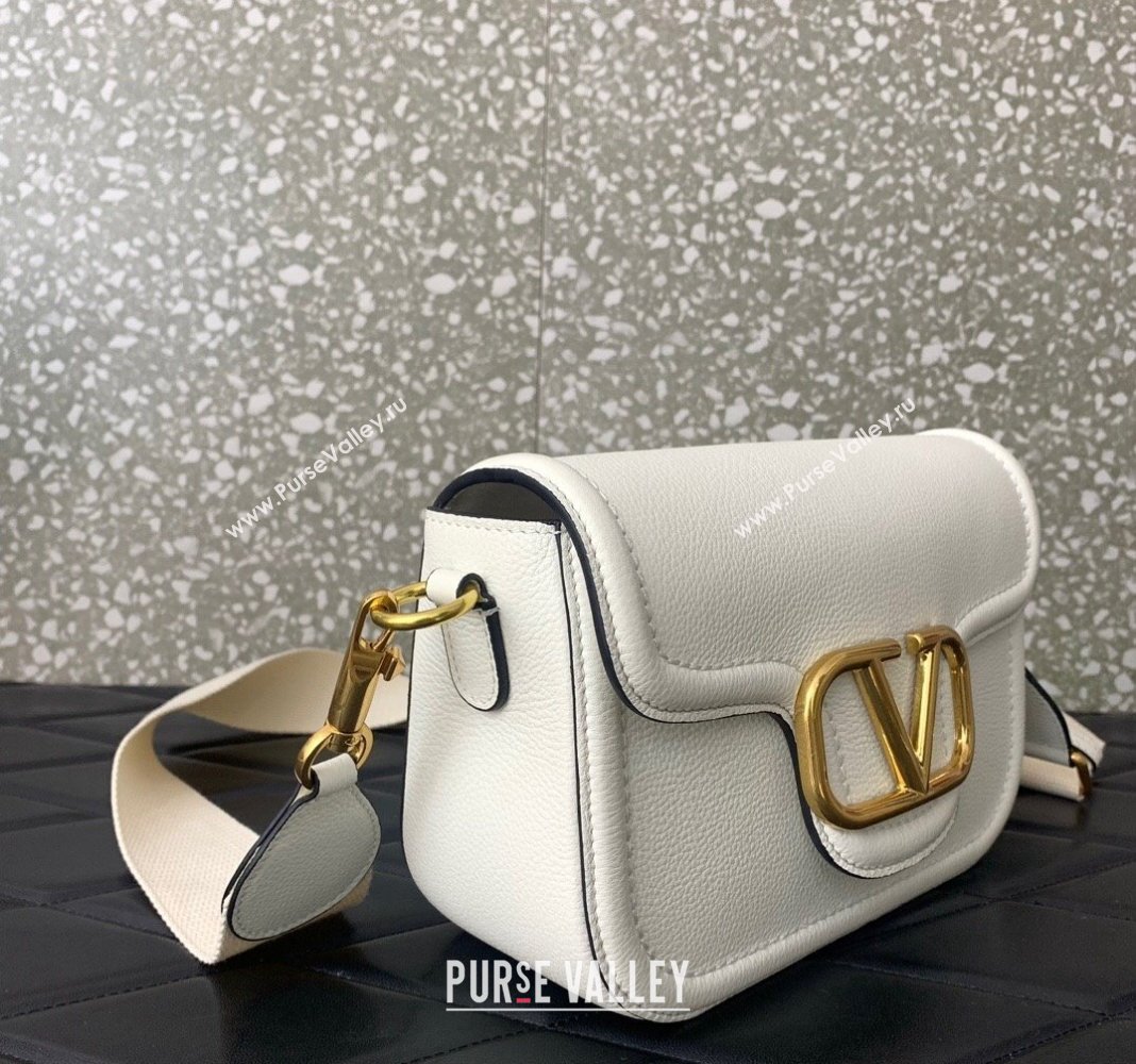 Valentino Alltime Shoulder bag in Grainy Calfskin White 2023 VLTN0322 (LN-231129078)