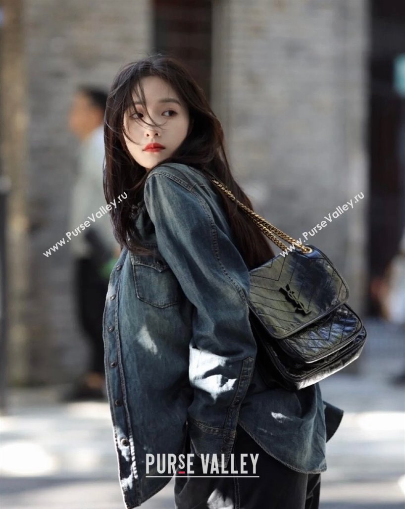 Saint Laurent Niki Medium Chain bag in Crinkled Lambskin 633158 Black/Gold 2023 (nana-231129039)