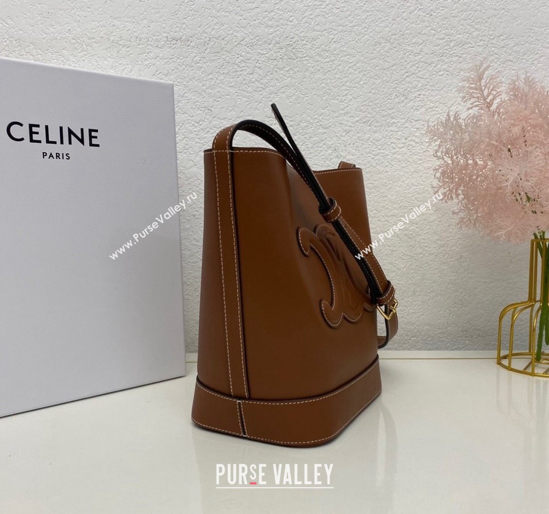 Celine Cuir Triomphe Small Bucket bag in Smooth Calfskin 198243 Brown 2023 (nana-231129013)